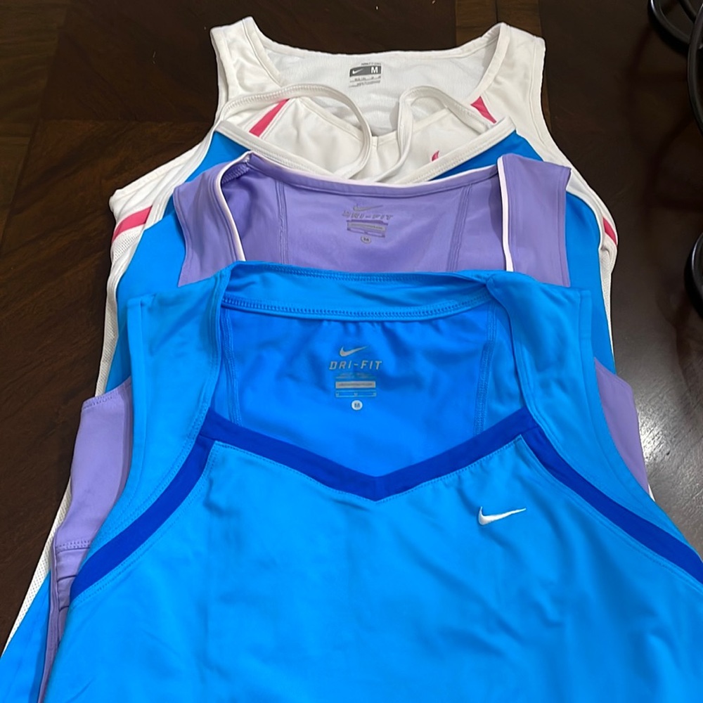 Nike tops